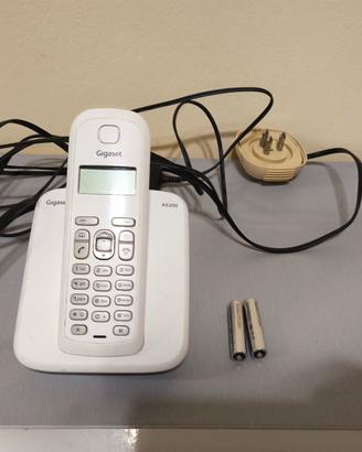 telefono cordless con batterie  da sostituire 
