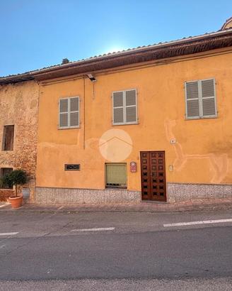 CASA SEMINDIPENDENTE A GRANA
