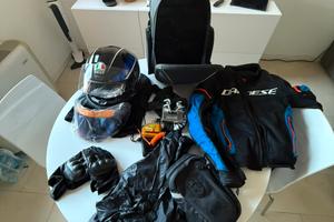 ABBIGLIAMENTO/ACCESSORI Dainese AVG Alpinestar