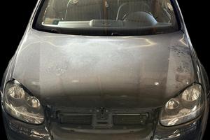GOLF 5 GTI COLORE NERO