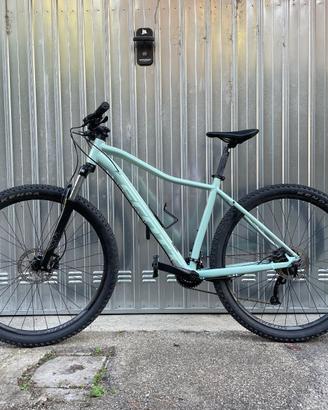 Mountain bike SCOTT praticamente nuova