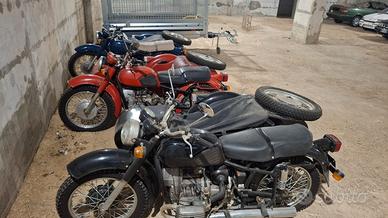 Moto sidecar Dnepr KMZ MT 11 con carrozza per pass