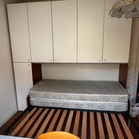 Grande armadio+letto con due materassi