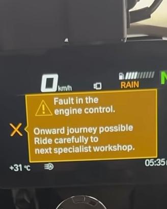 Azzeram. service tagliando scaduto e diagnosi bmw