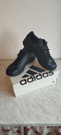 Adidas Advantage Nero 40
