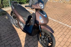 Scooter SYM Symphony 200