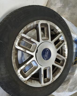 4 cerchi lega ford raggio 15 con michelin 195/60