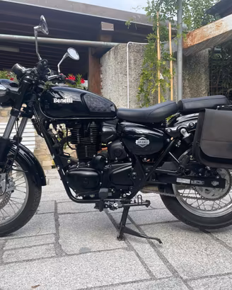 MOTO BENELLI IMPERIALE 400