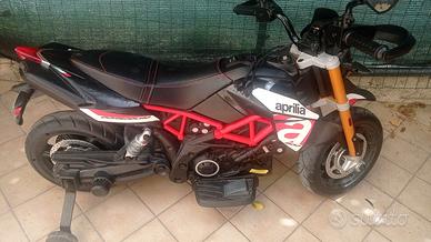 Aprilia dorso duro per bambini 12 volt