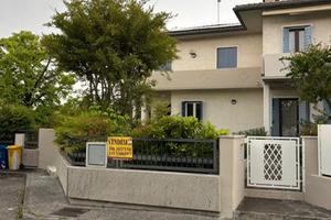 Spaziosa villa con ampii spazi