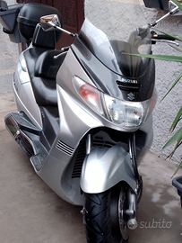 Suzuki Burgman 250