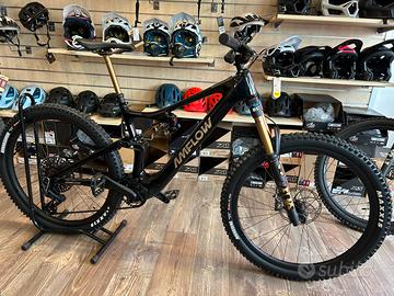 Amflow pl carbon pro 800 tg L,M,XLdisponibile