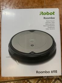 Roomba 698.