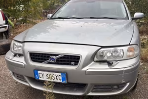 Volvo V70 2.5i turbo 20V AWD R 300 cv