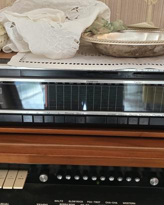 Sintoamplificatore stereo SABA 8060 anni '70