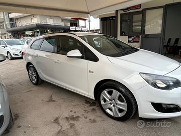 Opel Astra 1.6 CDTI EcoFLEX S&S Sports Tourer Elec