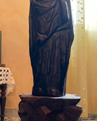Statua in legno