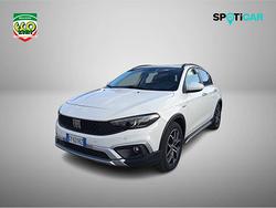 FIAT Tipo 1.5 Hybrid DCT 5 porte Cross