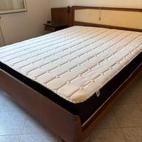 Letto e comò vintage  e materasso