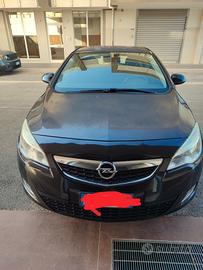 Opel Astra 1.7 diesel berlina 