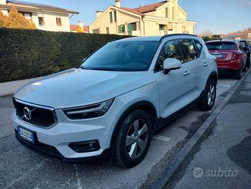VOLVO XC 40 D3 AWD Business