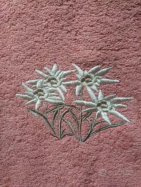 Asciugamani ricamati