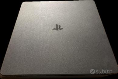 Play Station 4