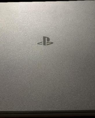 Play Station 4