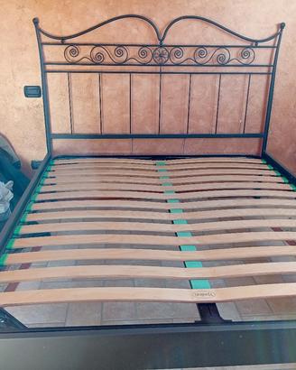 letto matrimoniale in Ferro Cantori