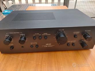 AMPLIFICATORE STEREO AKAI AM 2200  			