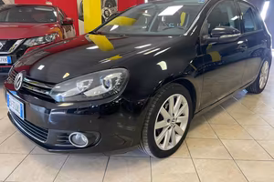 VOLKSWAGEN Golf 1.6 TDI DPF 5p. Highline*FARI XE
