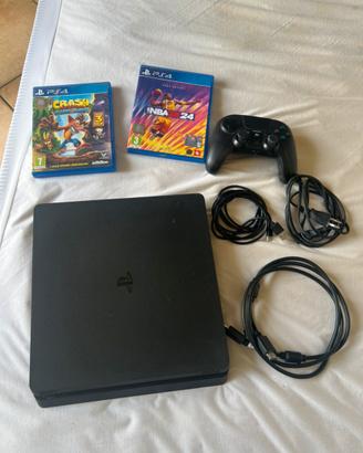 Ps4 con 2 giochi
