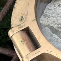 Obló nautico vintage in ottone massiccio vetro tem