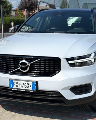 Volvo XC40 T4 Geartronic R-design 190CV PERLATO