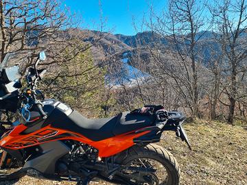 KTM890 