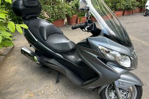 Suzuki Burgman 400