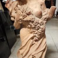 statua  la Dea della bellezza 