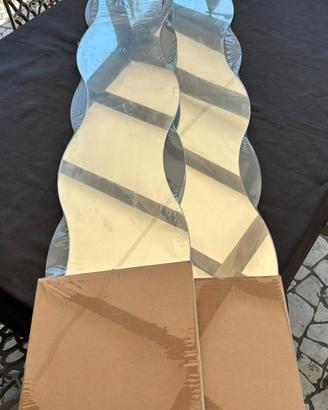 Coppia specchi a onda krabb ikea