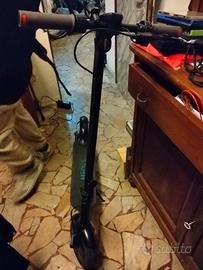 monopattino elettrico HIQIS 500W FINO A 40KMH