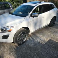 VOLVO XC 60 2.0 163CV