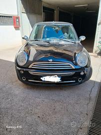 Mini cabrio usata