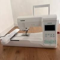 Macchina ricamatrice