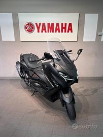 Yamaha T Max 560