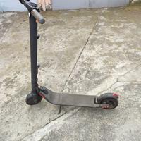 Monopattino Ninebot es2 