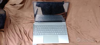 Notebook Rogue 135 con processore CoreTM i5-5257U