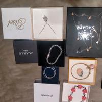 Collane bracciali orecchini ciondoli Marilù e altr