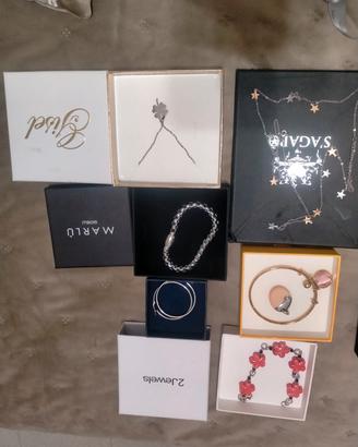 Collane bracciali orecchini ciondoli Marilù e altr