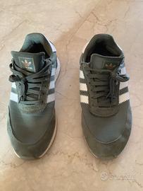 Adidas I-5923 (Iniki) verde militare