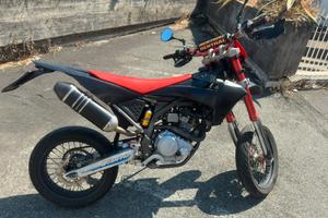 Fantic motard 125 4t Casa