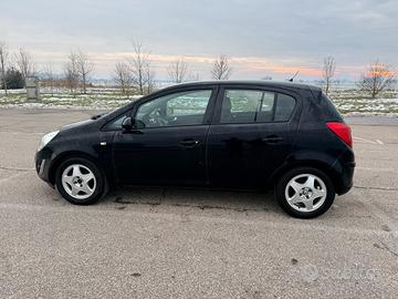 Opel Corsa D 2012